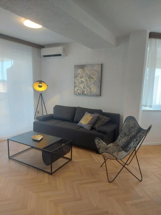 Apartments Fugosic Punat Buitenkant foto
