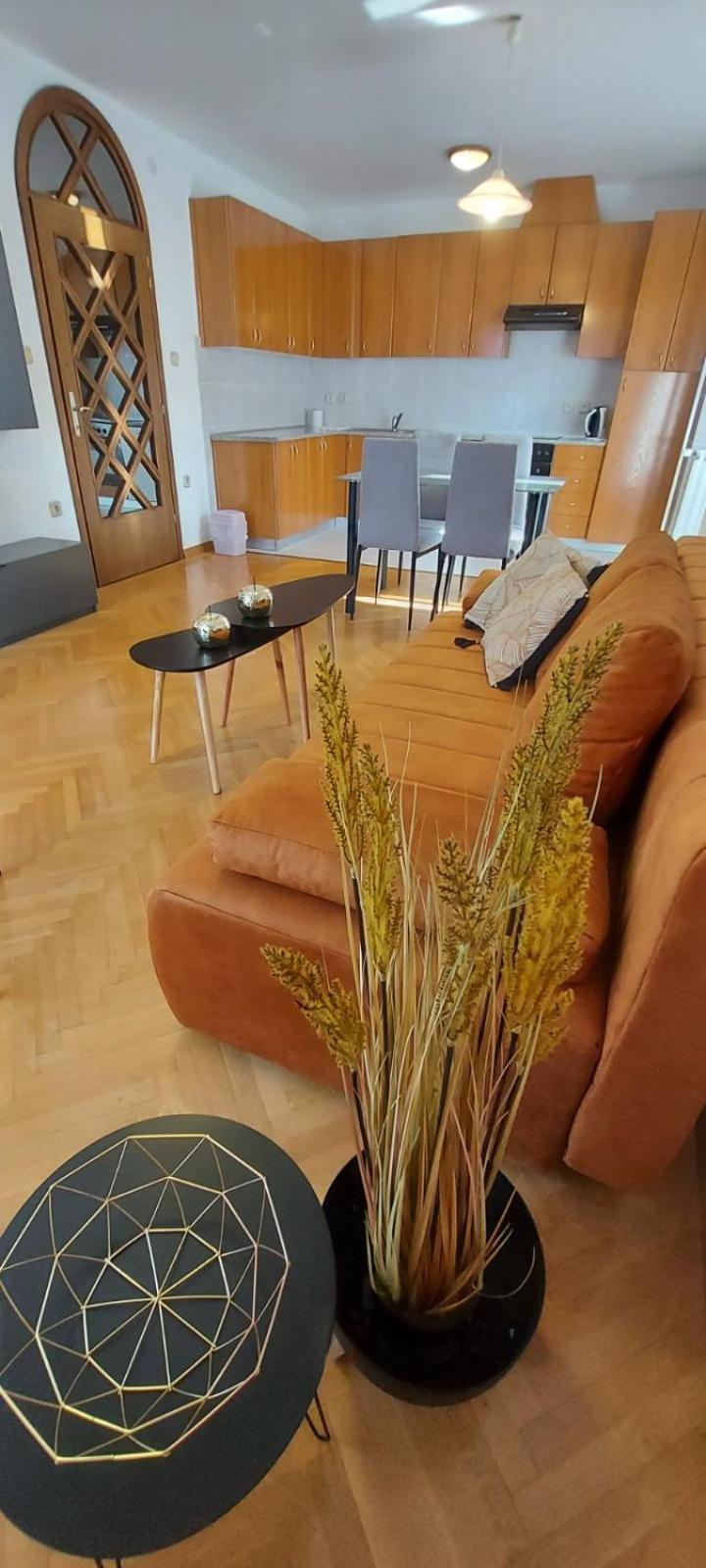 Apartments Fugosic Punat Buitenkant foto